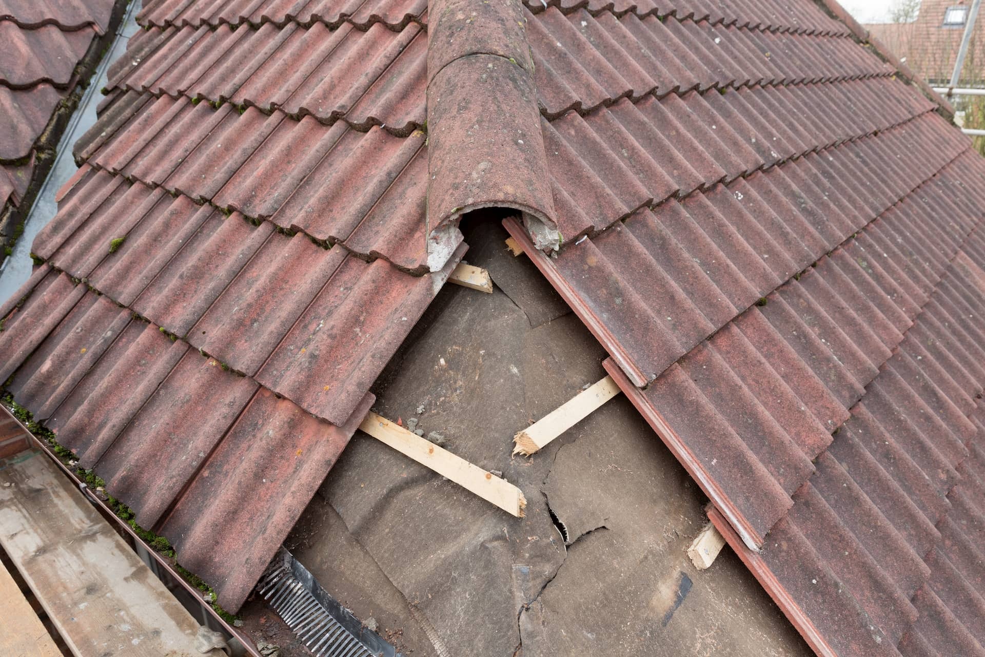Roof repairs near me Warwickshire & Worcestershire
