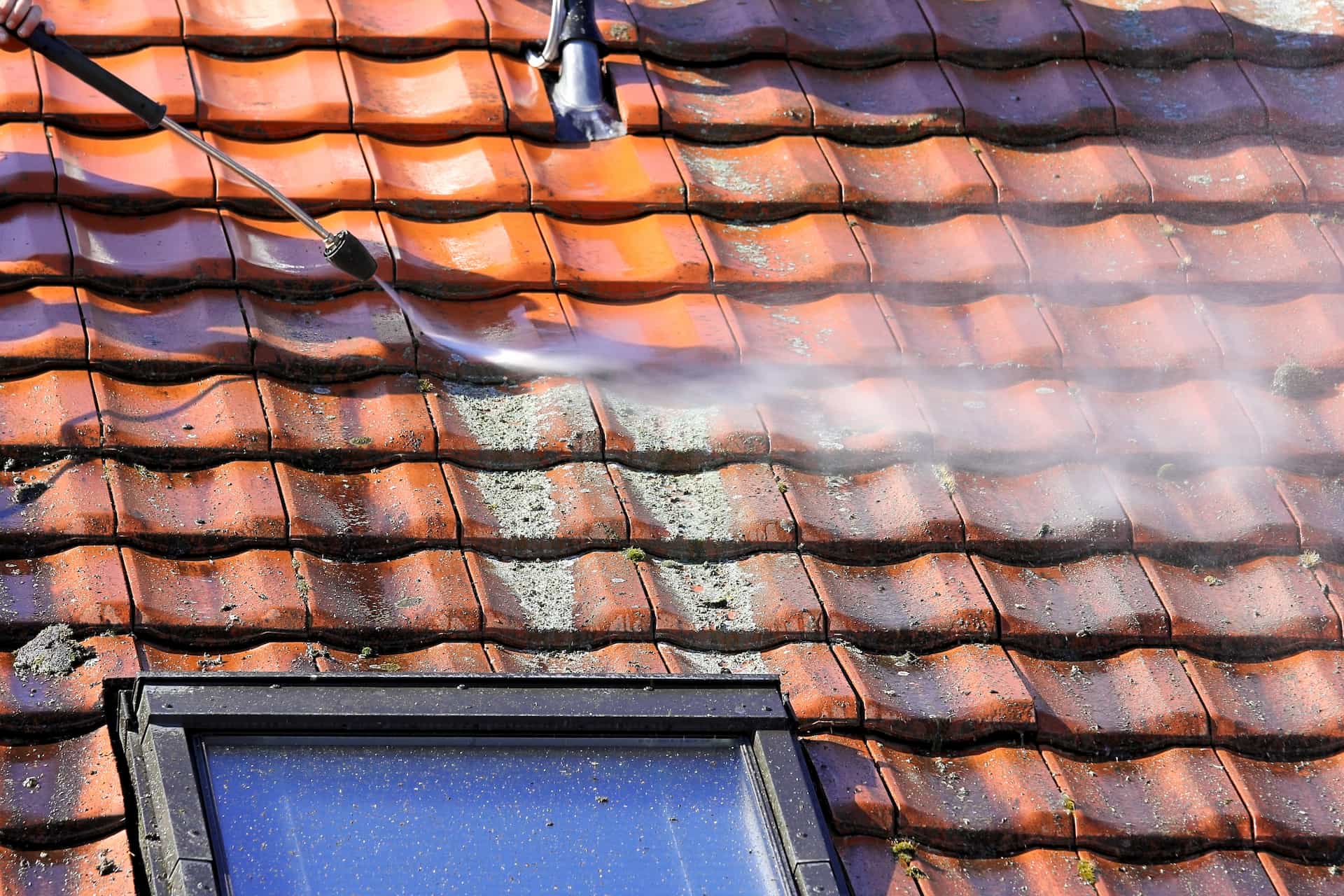 Roof cleaners near me Warwickshire & Worcestershire